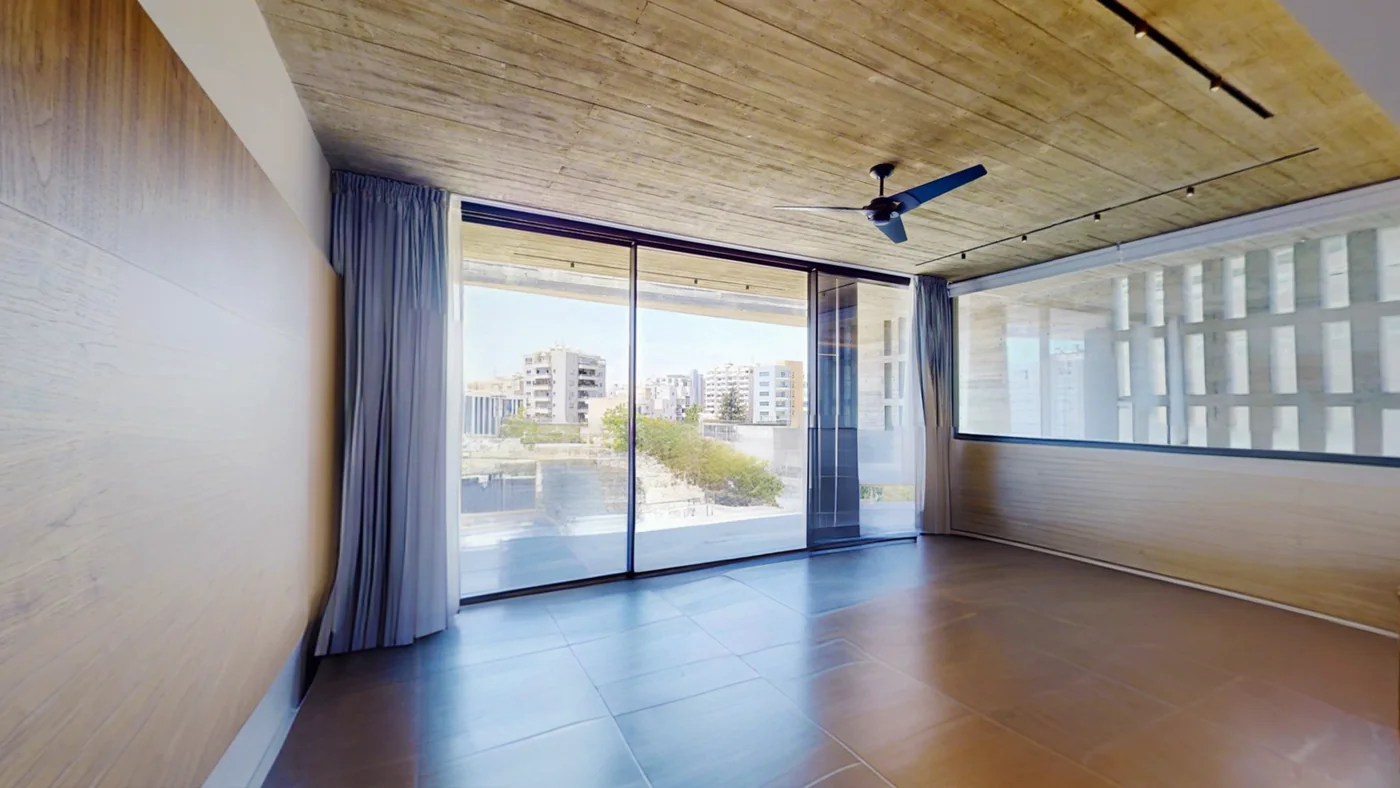 Unfurnished Limassol apartment before Molivin